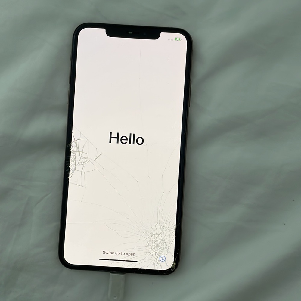 iPhone XS Max gold unlocked